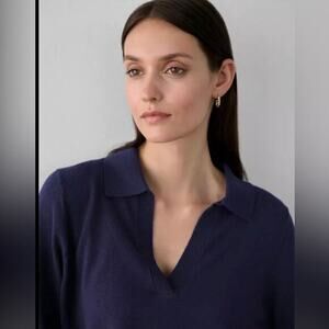 Henri Bendel Navy Blue Women's Sweater